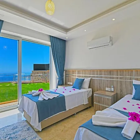 וילה Sleeps 4 Pool Air Con Wifi