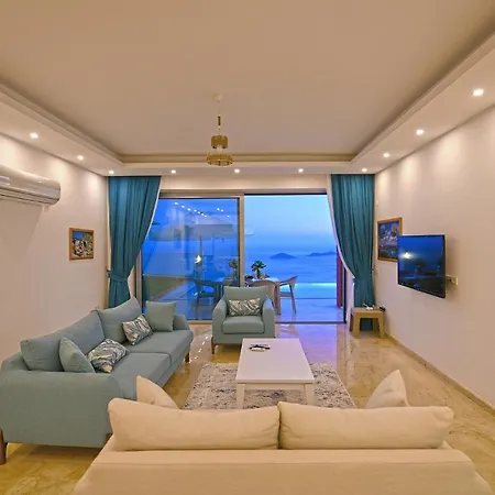 Villa Sleeps 4 Pool Air Con Wifi